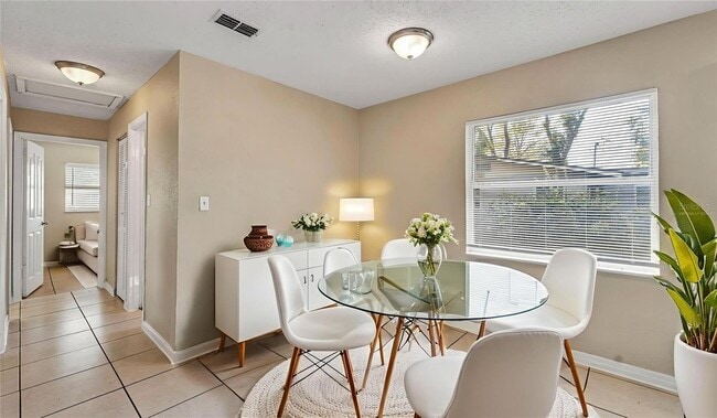 Photo - 76 Judith Ln