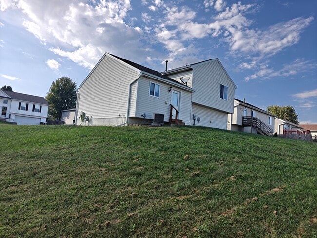 Photo - 7925 S 157th St