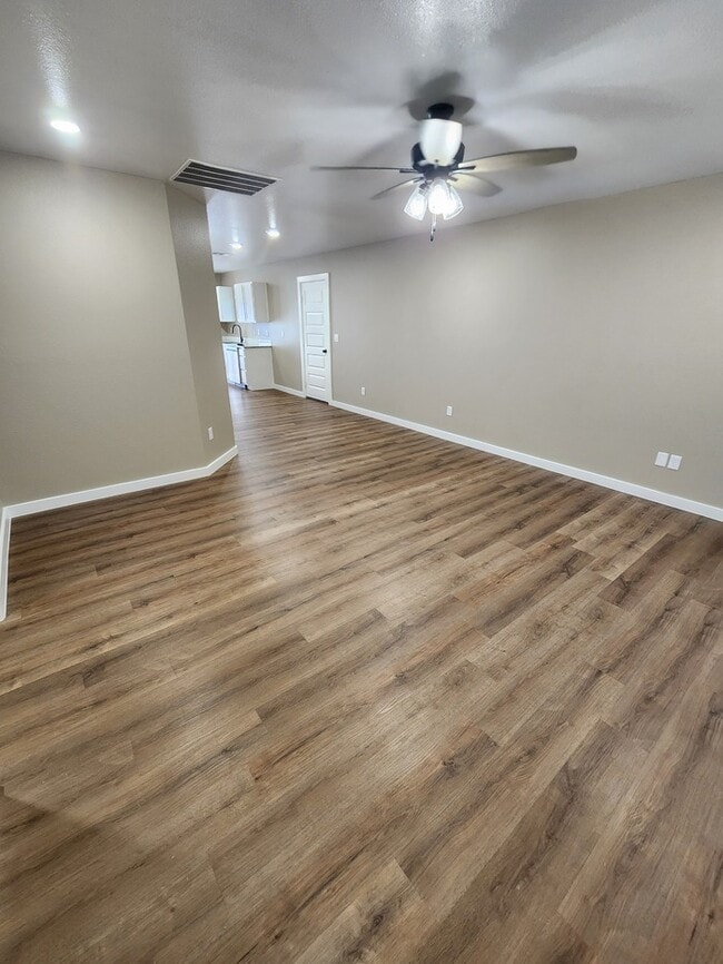 Photo - 3 bed 2 bath home, 1 car garage