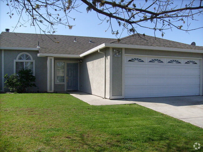 Building Photo - Penny Lane.  Near Golf Course Rental