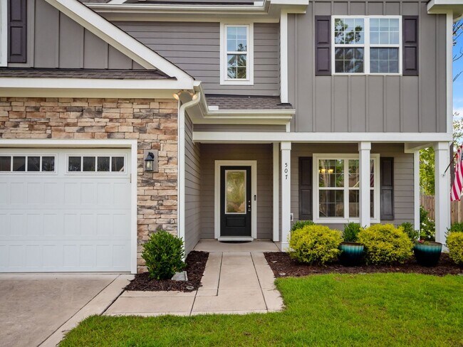 507 W Red Head Cir