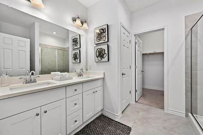 Photo - 5400 Golden Canary Ln