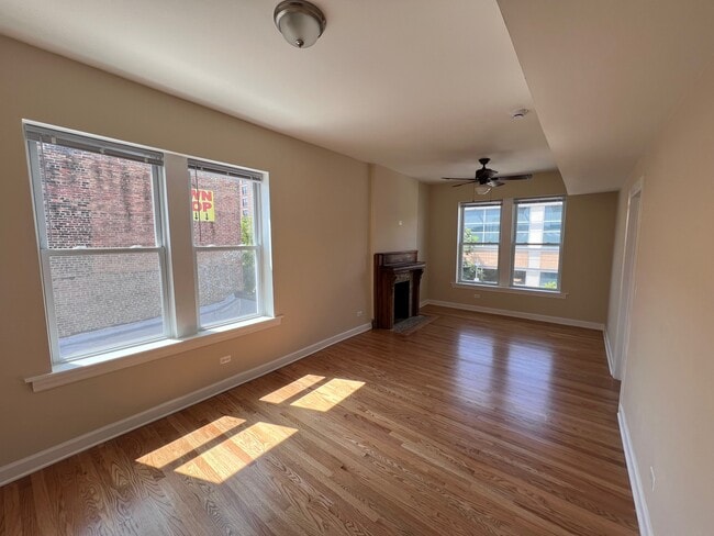 Photo - 4449 N Broadway St Unit 2