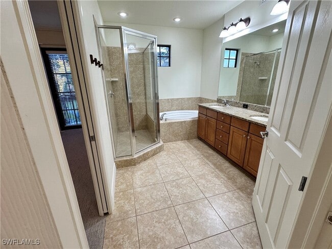 Photo - 9147 Delano St