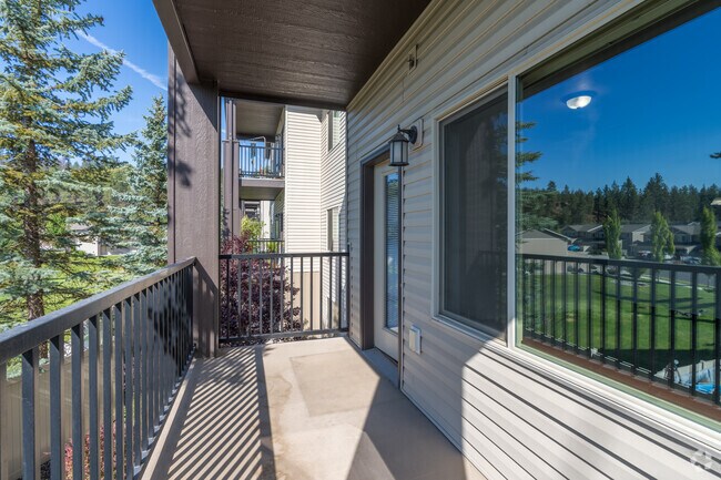 2BR, 2BA - 1022SF - Balcony DAG