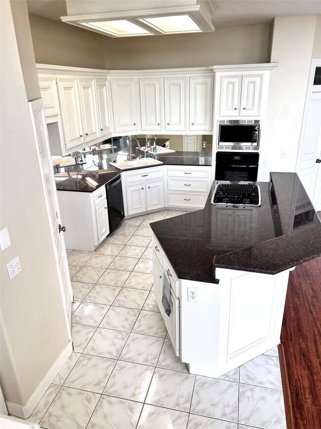 Photo - 807 Kipp Ave Unit A