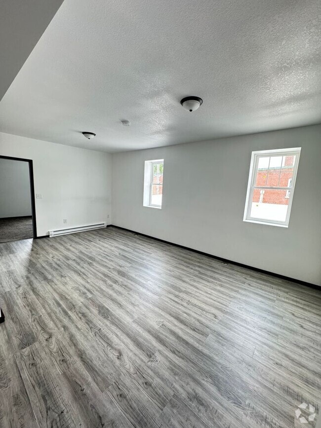 Building Photo - 1 Bed, 1 Bath Apartment in Millersburg IN