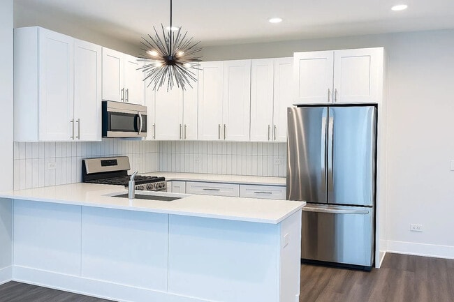 Photo - 4608 S Indiana Ave Unidad 1