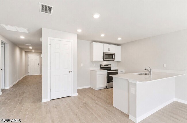 Photo - 8030 Olive Cir