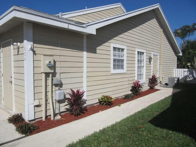 Photo - 1654 Royal Forest Ct