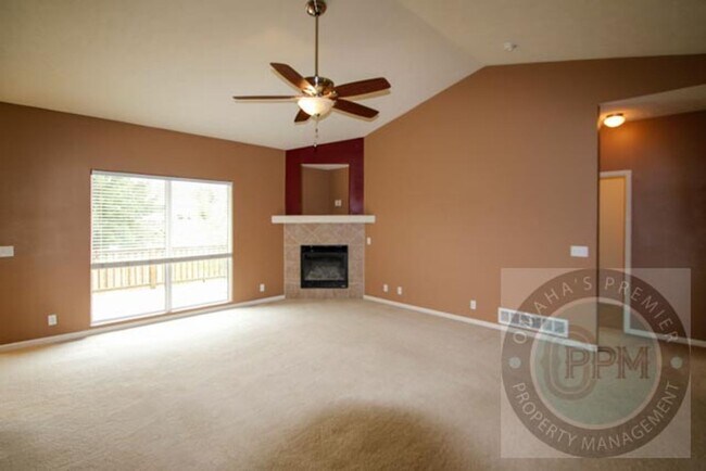 Photo - Beautiful 5Bd/3Ba House! | Papillion, Ne!