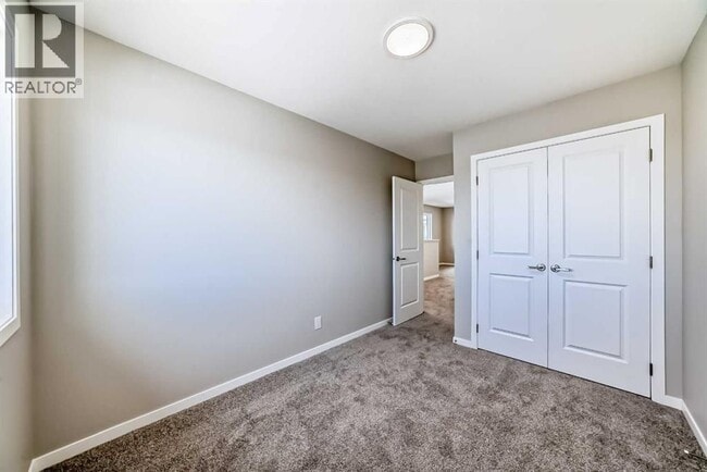 Photo - 1308 Mahogany Blvd SE