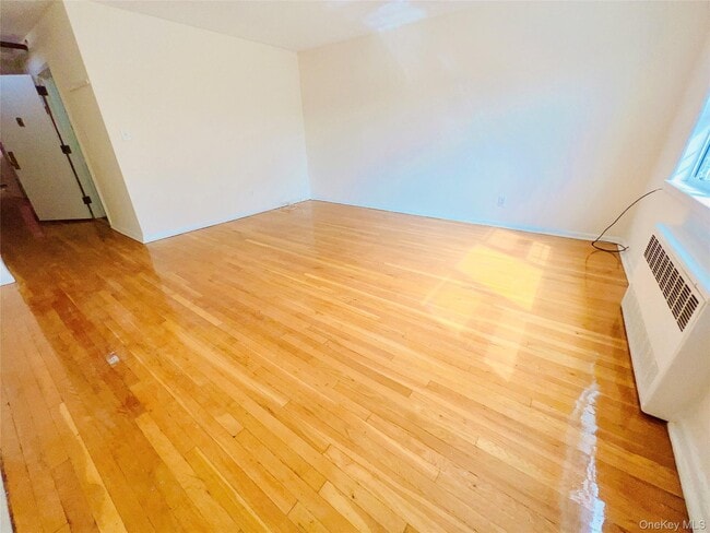 Photo - 61-50 219th St Unit 2