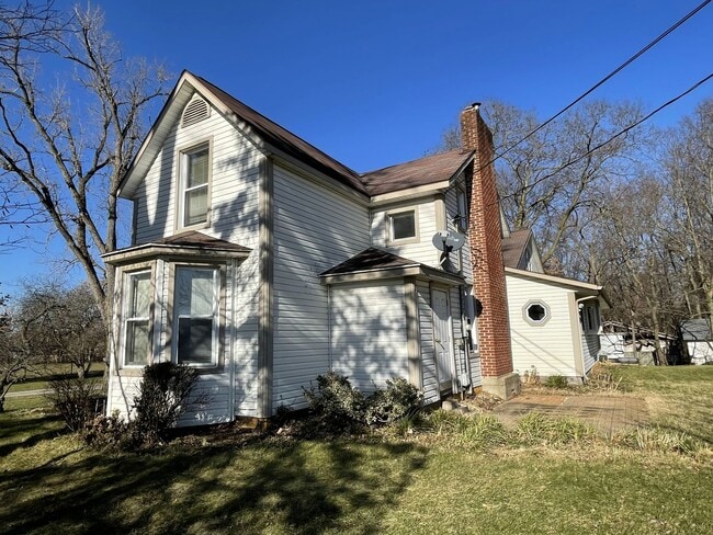 Photo - Beautiful Country Living with this 3 Bedroom, 2 Bathroom Farm House in Concord School District