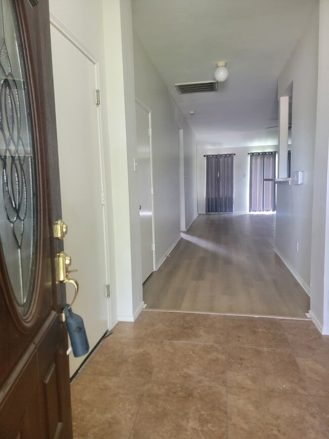 Building Photo - 16350 Angel Island Ln Rental