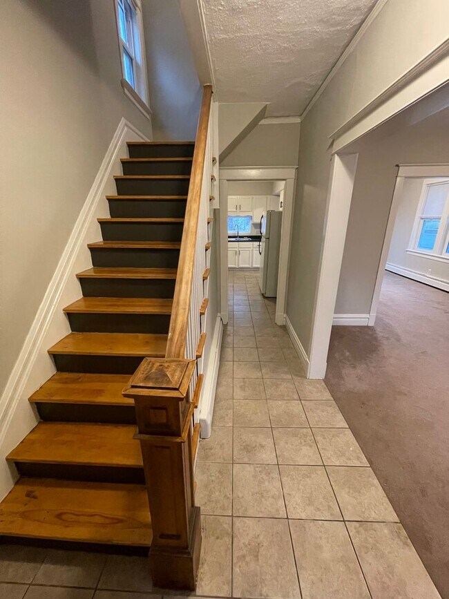 Photo - AVAILABLE Immediately! - Gorgeous 3 Bedroom 1 Bath Single Family Home!