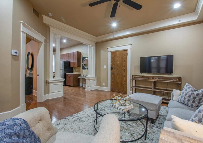 Photo - 612 Center St Unidad 2