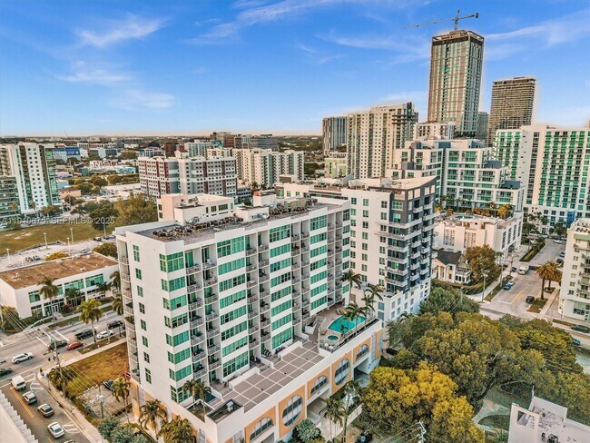 Photo - 2200 NE 4th Ave Unit PH05