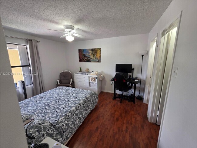 Building Photo - 15077 SW 103rd Terrace Unit 8202