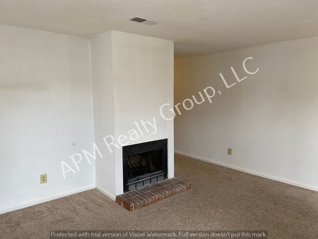 Photo - Duplex in convenient location