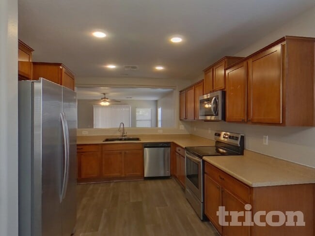 Photo - 43683 W Arizona Ave