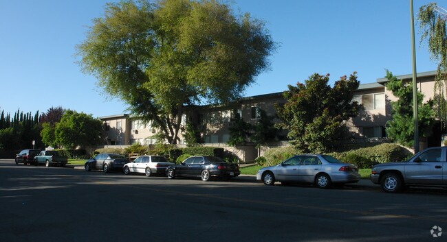 Foothill Manor Apartments - Foothill Manor Apartments