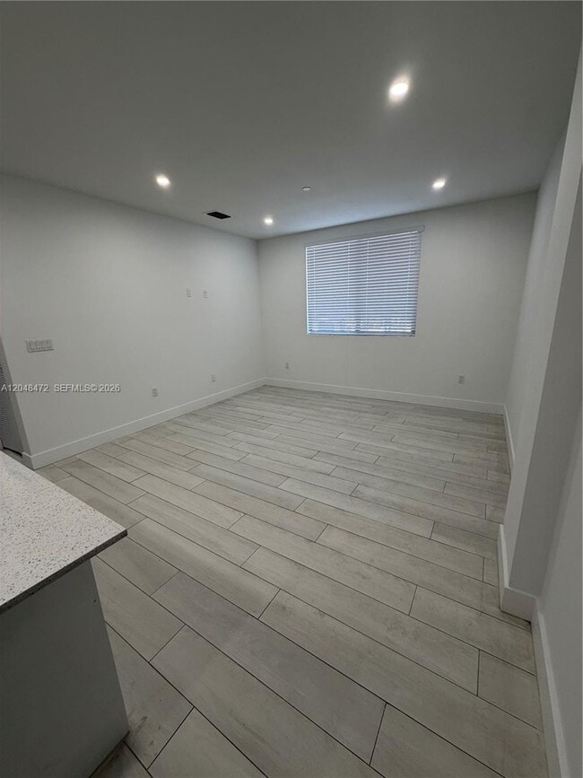 Photo - 879 E 24th St Unit 203