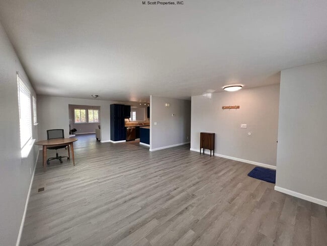 Photo - 618 Kathy Ct