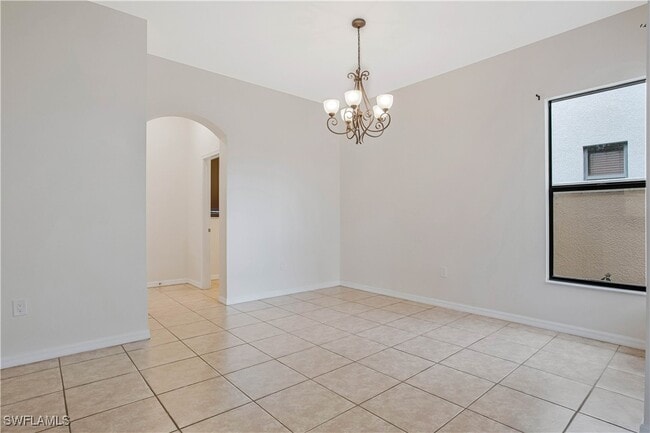 Photo - 1292 Kendari Terrace