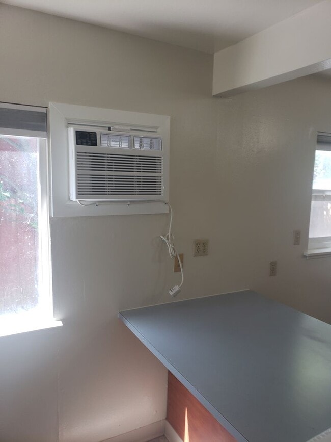 Photo - 940o Unit A