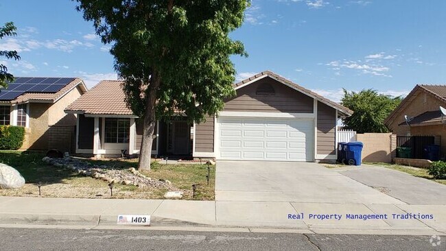 Building Photo - 3 + 2 Palmdale Home