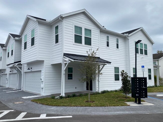 Photo - Brand New Constructed Townhouse in South Tampa - Available October 2024