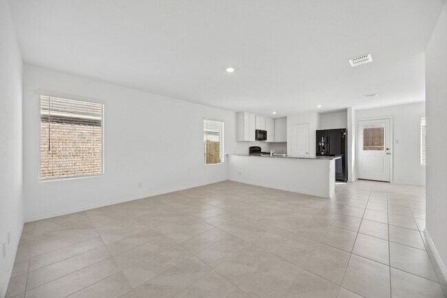 1633 Rosy Finch Dr