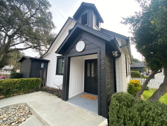 Historic Church House - Historic Church House