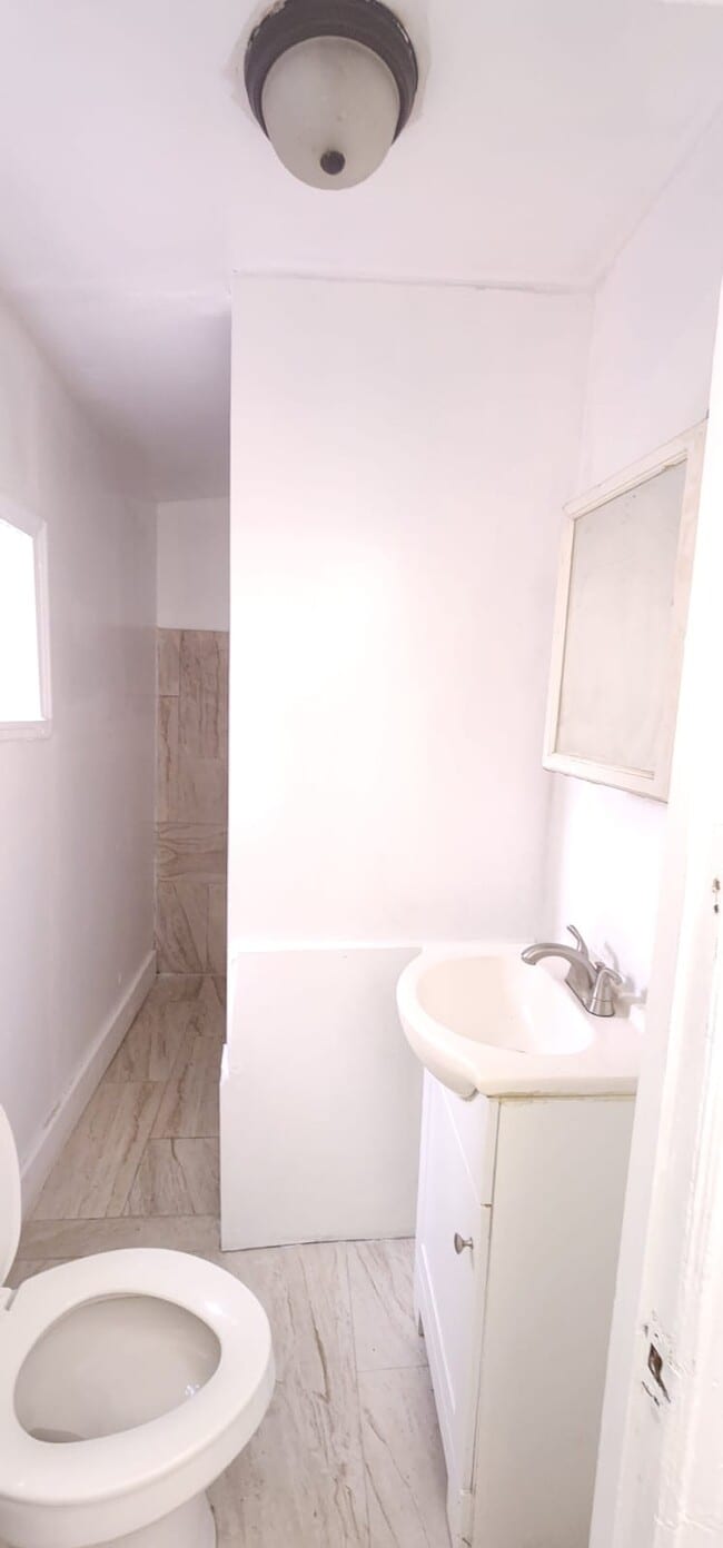 Photo - 26 N Saint Bernard St