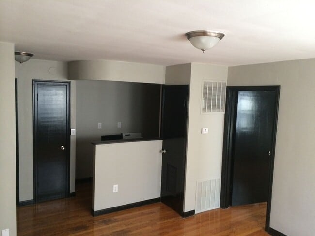 4916 Jamieson Ave Unidad 49162D