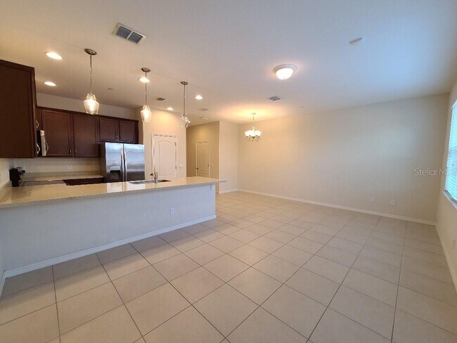1039 Taramundi Dr