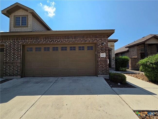Building Photo - 697 Creekside Cir Rental