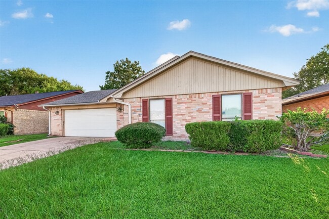 Photo - 7422 Cortes Dr