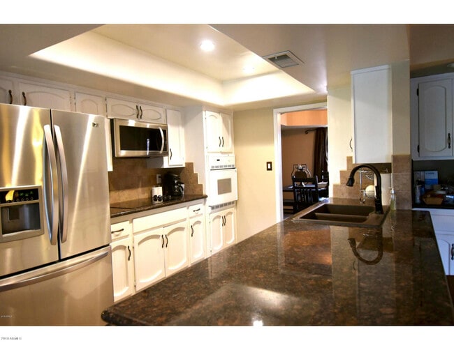 Photo - 10008 N 33rd Pl