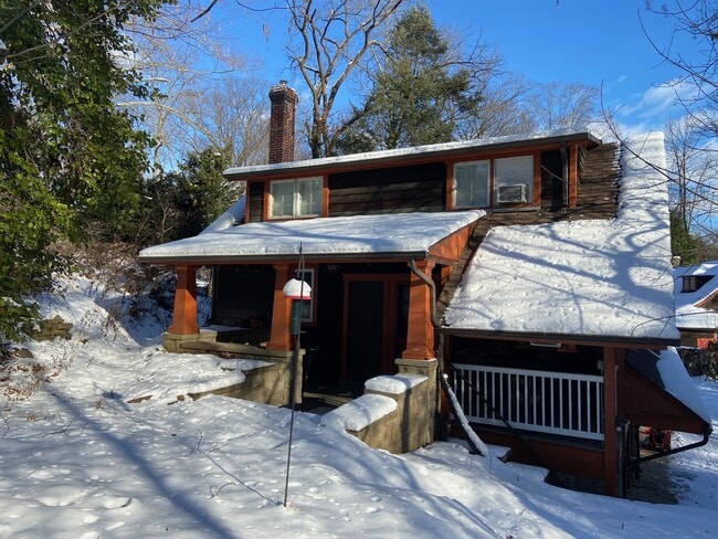 Photo - 327 Valley Brook Rd Unit 327 Apartment