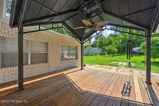 Photo - 460 S US Highway 17