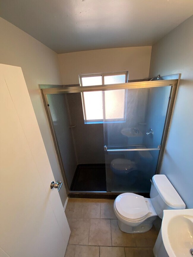 Photo - 558 Lowell Ave Unidad 558-08