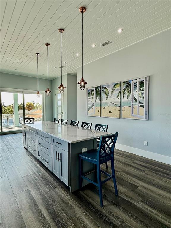 Photo - 304 N 7th St