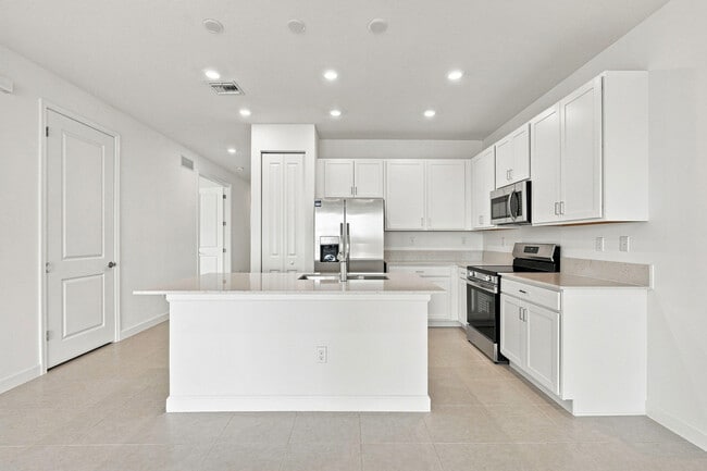 3556 Spanish Cedar Pl