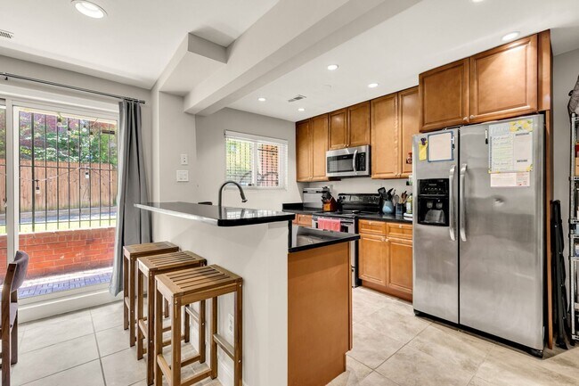 Photo - 1384 Bryant St NE