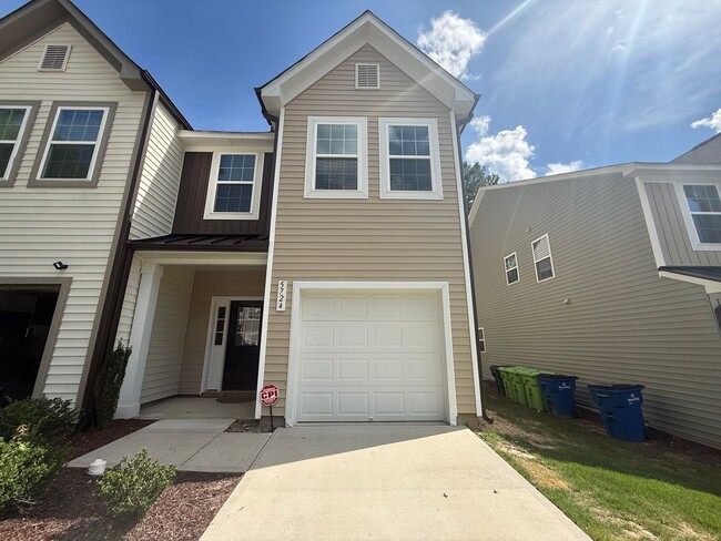 Building Photo - Spacious 3BD, 2.5BA End Unit Raleigh Townhome Near White Oak Shopping Center, I-40, and Downtown ...