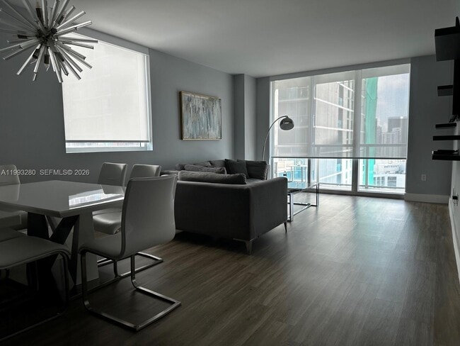 Photo - 500 Brickell Ave Unit 3307