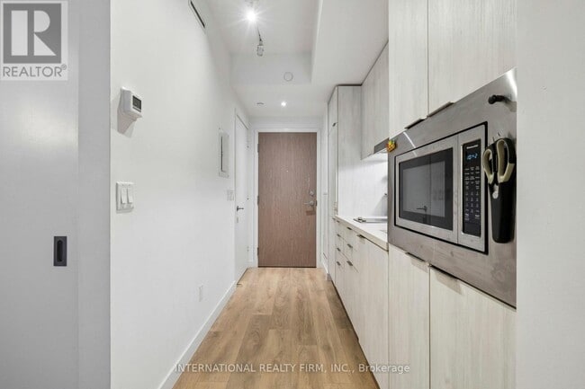 Photo - 215 Queen St W Unit 1307