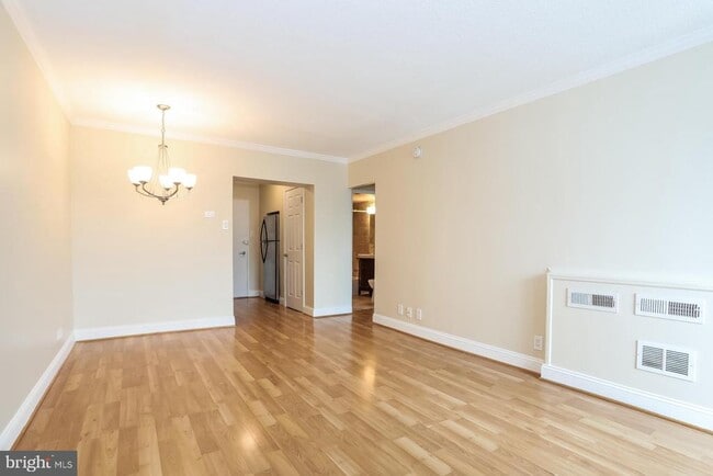 Building Photo - 240 M St SW Unit E511